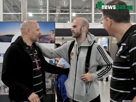 Συνάντηση με Τζόρτζεβιτς και Τεόντοσιτς στο αεροδρόμιο (pics)