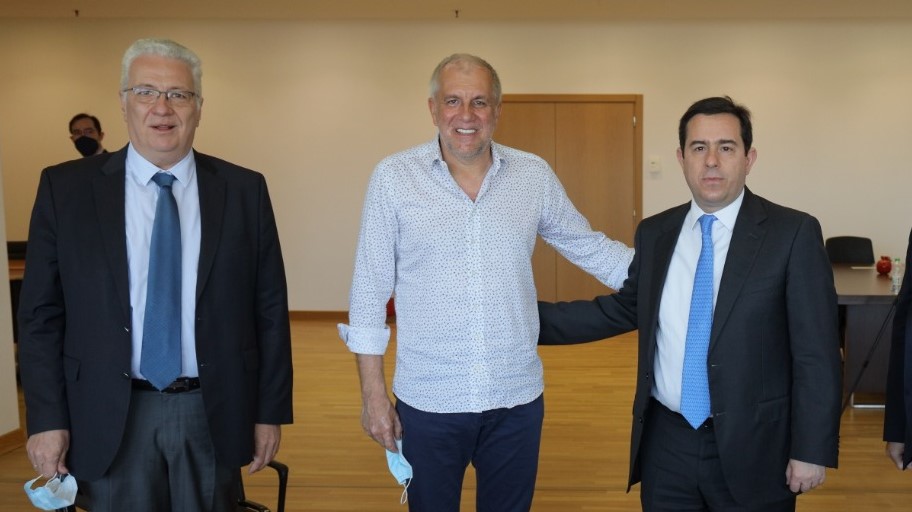 Στην Αθήνα ο Ομπράντοβιτς - Ο λόγος της επίσκεψης