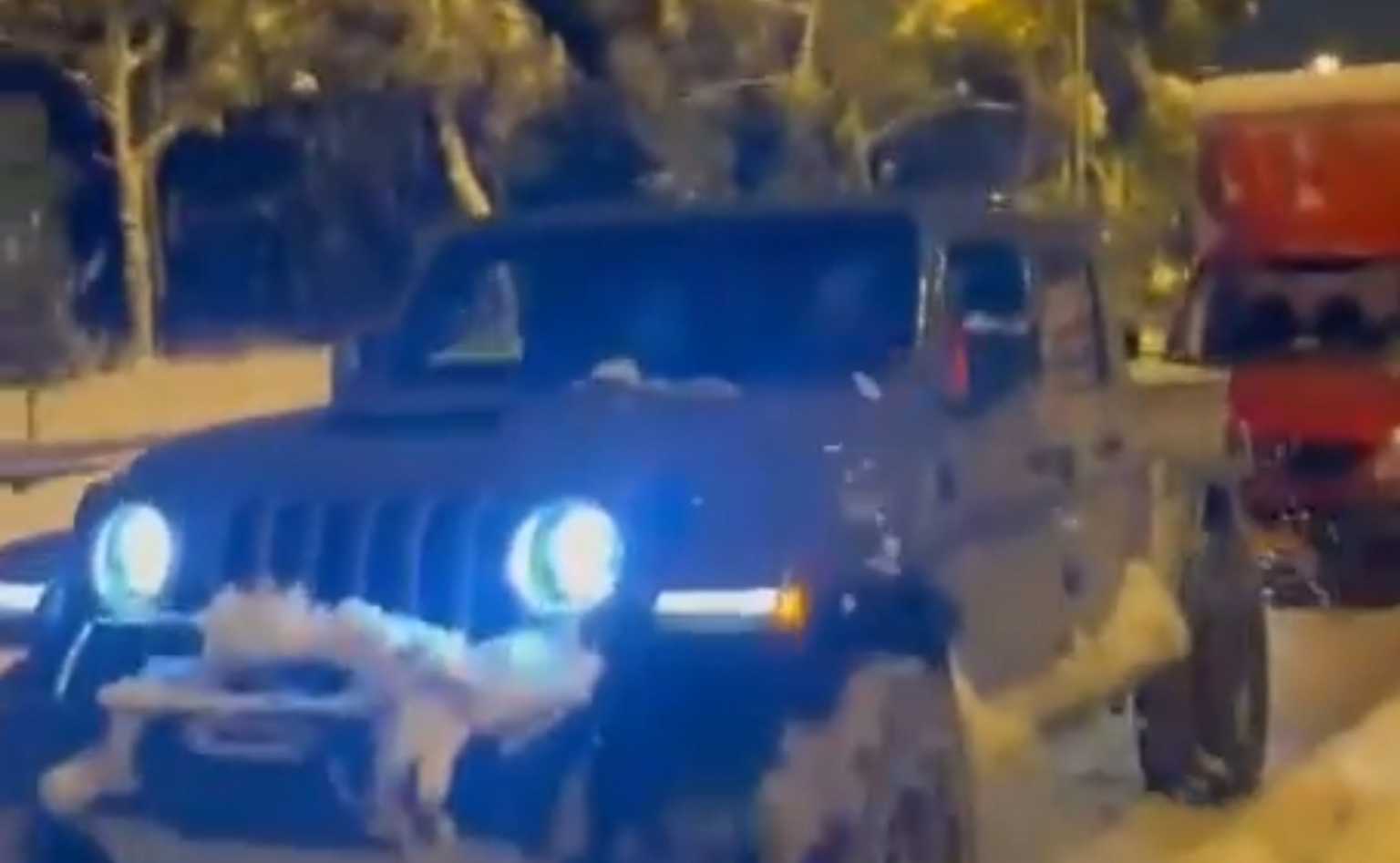 Κακοκαιρία: Ο Μπουρούσης ξεκόλλησε όχημα από τα χιόνια