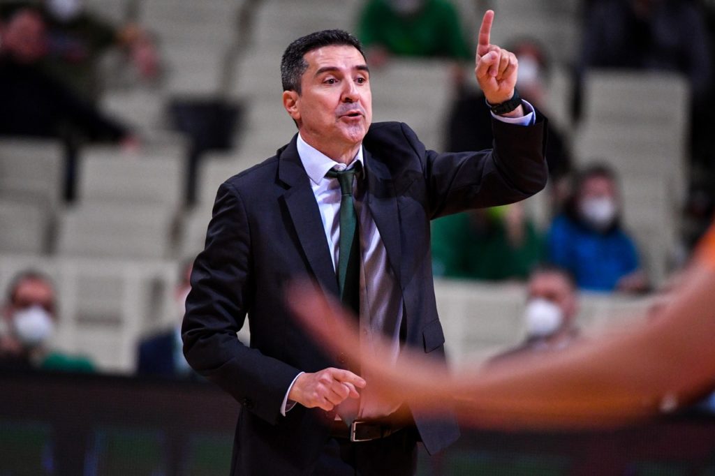 Πρίφτης: «Προσπαθούμε. Συνεχίζουμε...» - Οι δηλώσεις μετά την ήττα