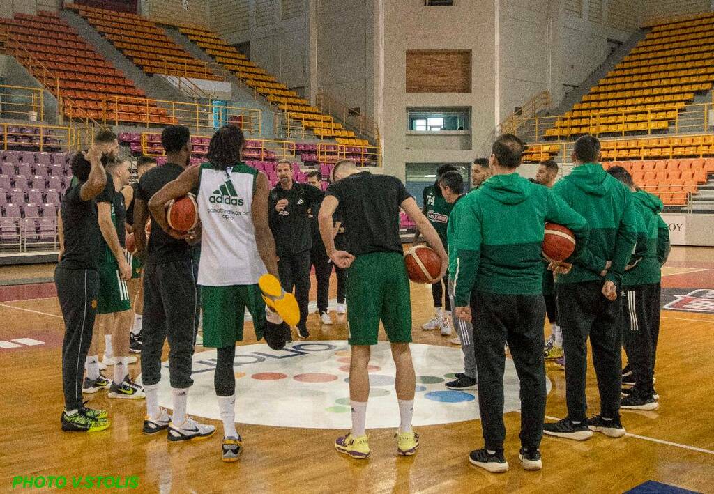 Ομιλία Αλβέρτη στην προπόνηση - Πανέτοιμος και με 13 παίκτες ο Παναθηναϊκός