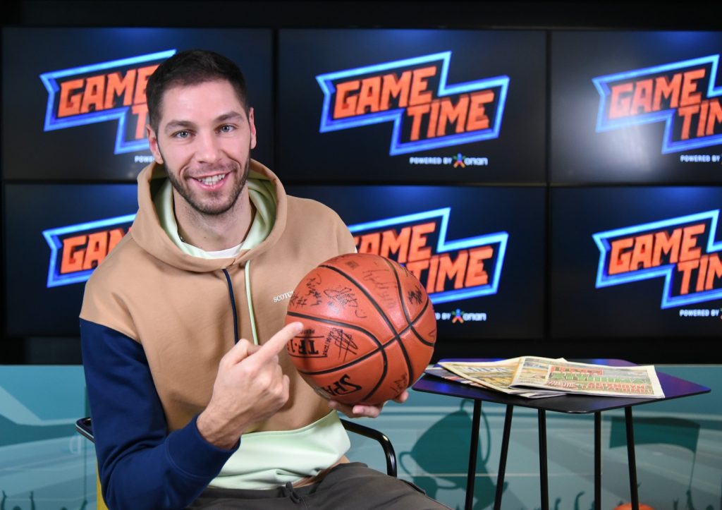 Γιόβιτς: «Θα καλέσω τον Διαμαντίδη να παίξουμε μαζί - Πότε η απόφαση για παραμονή»