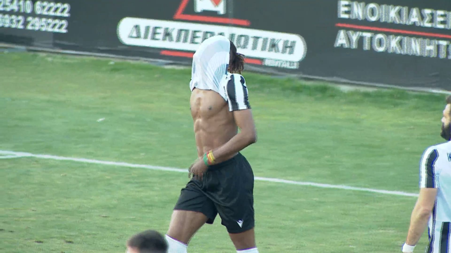 Απίστευτο... αυτογκόλ από τον Εμπουσί στο ματς με την Ξάνθη! (vid)