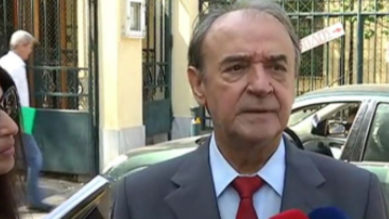 Πέθανε ο Δημήτρης Τσοβόλας (vids)