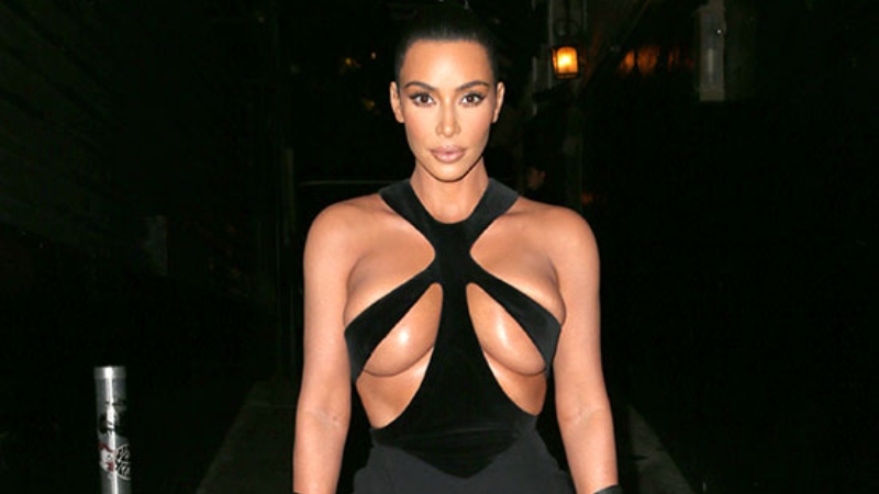 Προκαλεί η Κιμ Καρντάσιαν: «Σηκώστε τον κ@λο σας και δουλέψτε» (pic-vid)