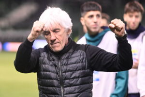 Γιοβάνοβιτς: Σήκωσε την Λεωφόρο στο πόδι, πανηγύρισε έξαλλα (pics-vid)