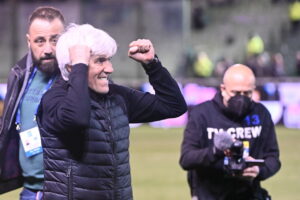 Γιοβάνοβιτς: Σήκωσε την Λεωφόρο στο πόδι, πανηγύρισε έξαλλα (pics-vid)