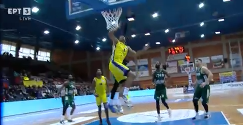 Πήρε το... κεφάλι του Βον ο Έβανς! (vid)