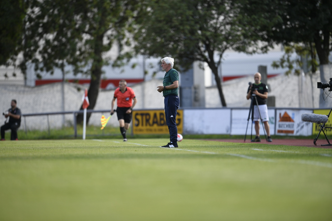 Γιοβάνοβιτς: «Έχουμε επαφές για μεταγραφές, ξέρουμε τις θέσεις»