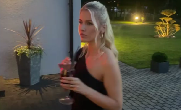 Η σύζυγος του Γκριγκόνις θα «ρίξει» το καταπράσινο ΟΑΚΑ (pics-vids)