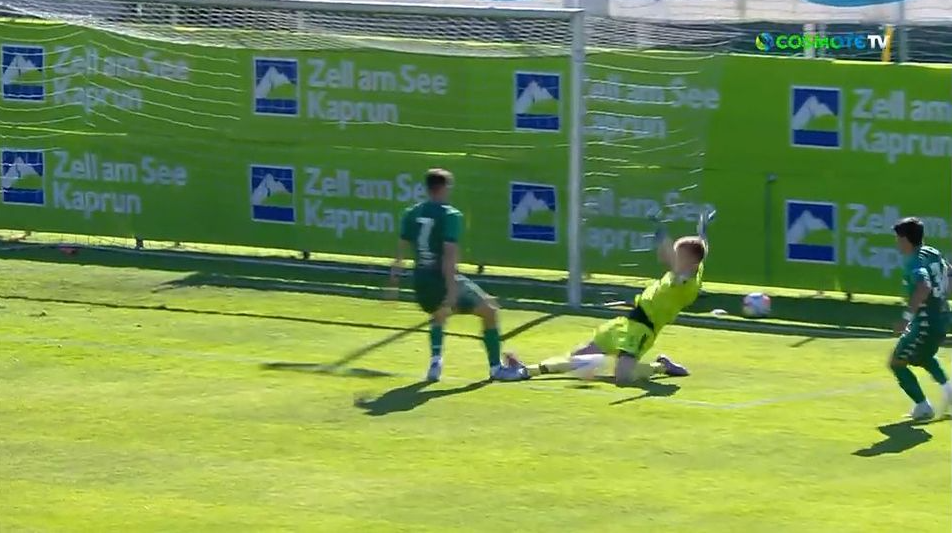 Τραγικό λάθος, παραλίγο έτοιμο γκολ στον Ιωαννίδη (vid)