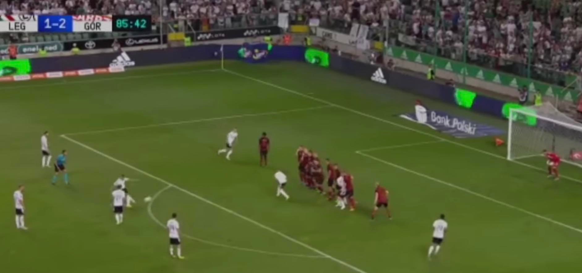 Η εκπληκτική εκτέλεση φάουλ του Καρλίτος με τη Λέγκια (vid)