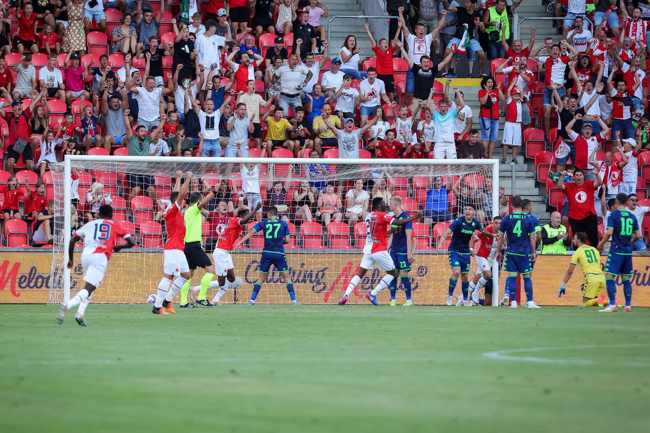 Η ενδεκάδα της Σλάβια Πράγας!