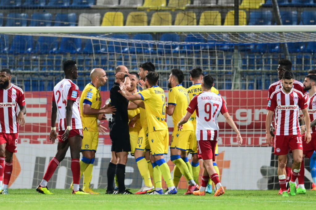 Νικολογιάννης: «Πρώτη πιστολιά από Καραντώνη - Αστεία πέναλτι ο ΟΣΦΠ»