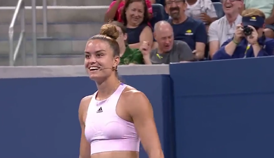 Απίστευτο: Πρόταση γάμου «on camera» στη Σάκκαρη - «Συγγνώμη, έχω αγόρι» (vid)