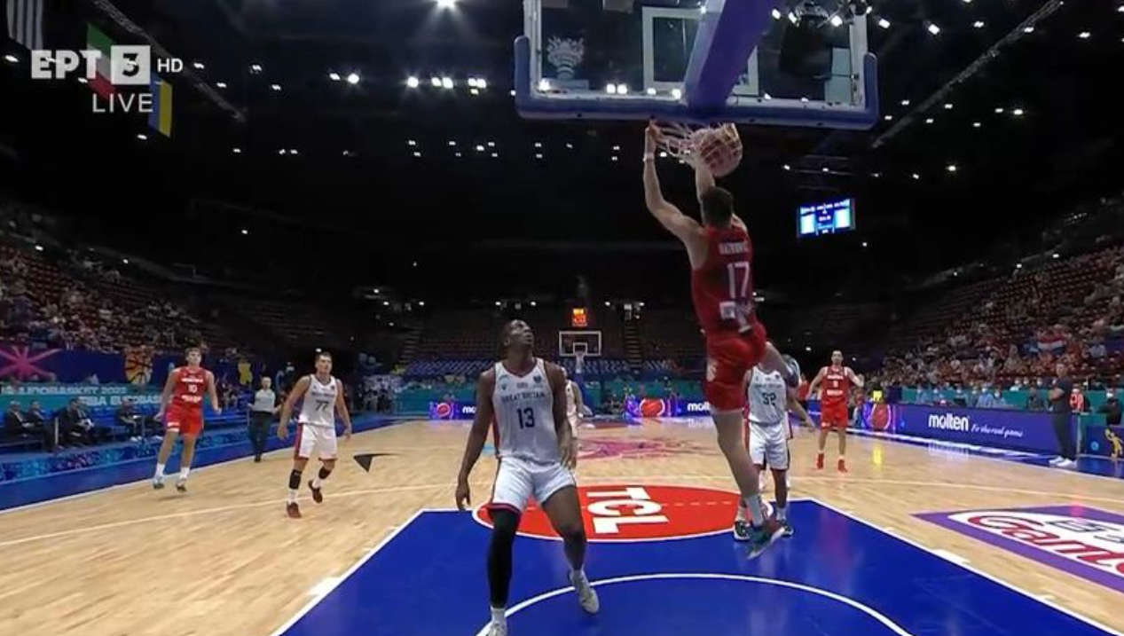 Διαστημικό «κάρφωμα» από τον Χεζόνια! (vid)