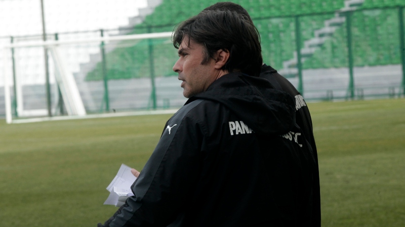 Λαγωνικάκης: «Μας στοίχισε το γρήγορο γκολ με Άγιαξ - Απορροφούσε τους κραδασμούς ο Βαρδινογιάννης»
