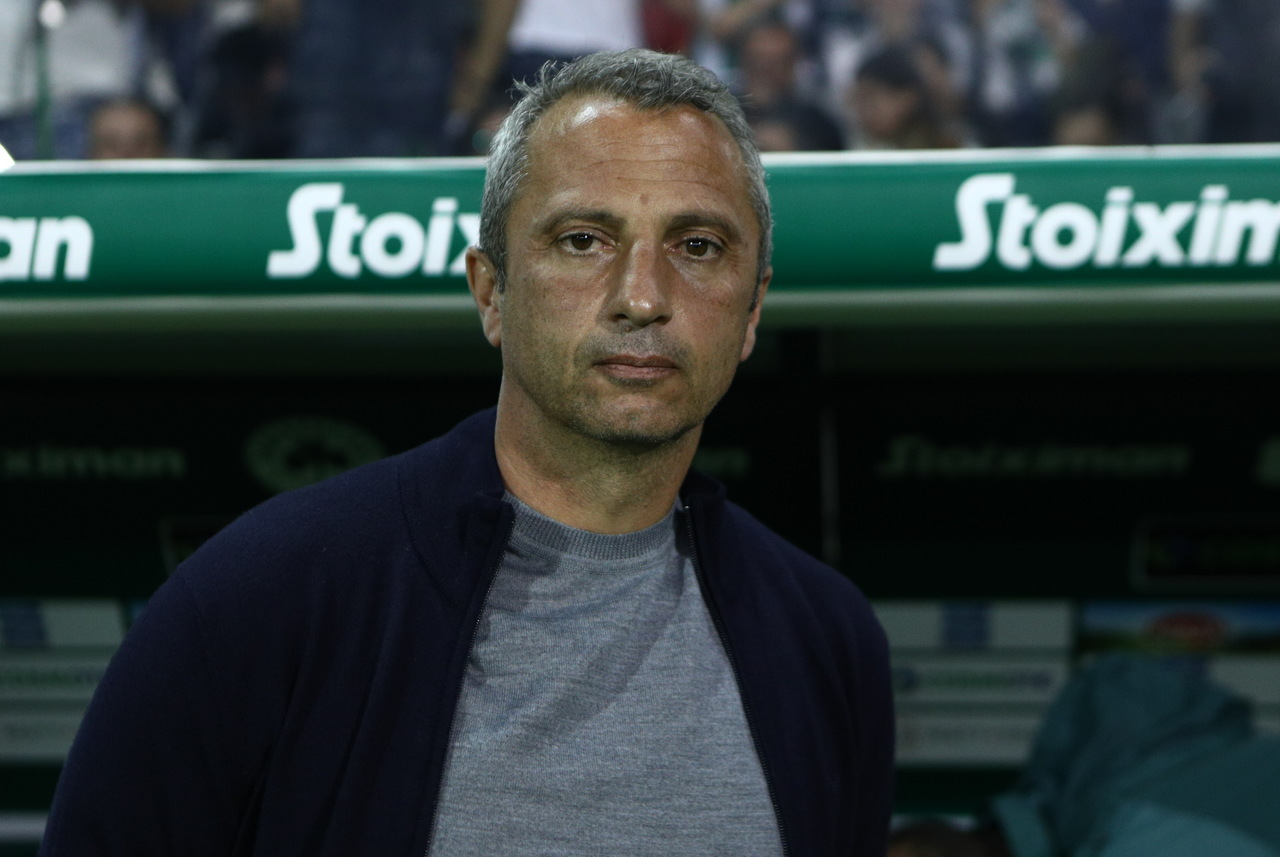 Προπονητής Αστέρα: «Περίεργο πέναλτι, θέλω να το δω άλλη μια φορά»