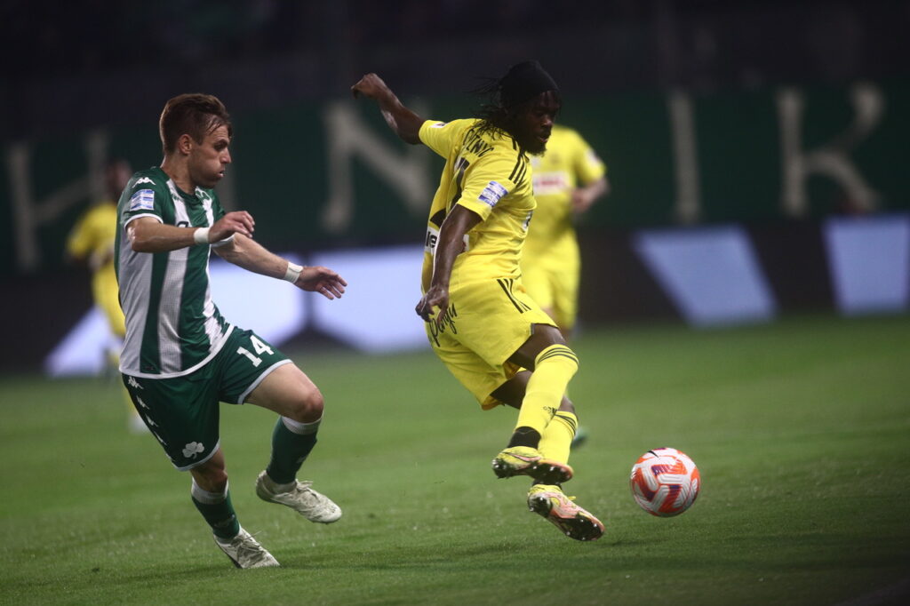 Πειθαρχική δίωξη σε παίκτη του Άρη - Έβρισε οπαδούς του Παναθηναϊκού!