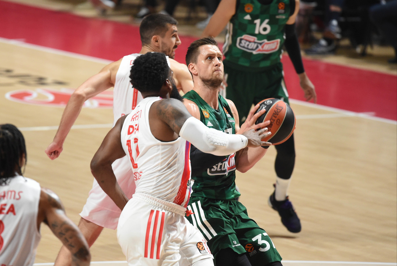 Παναθηναϊκός: Απρόοπτο με Πονίτκα, πάει στο νοσοκομείο