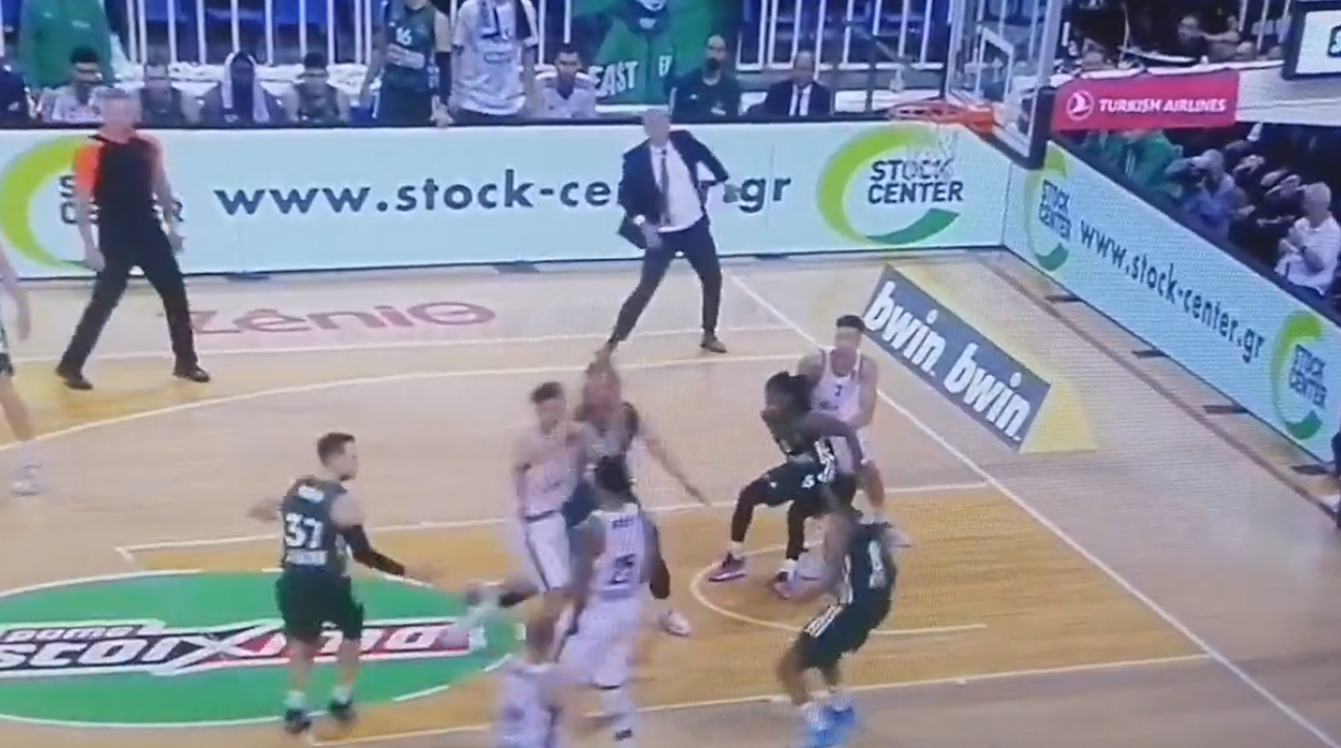 Η φάση της τεχνικής ποινής στον Ράντονιτς - Αυτό το... είδαν οι διαιτητές! (vid)