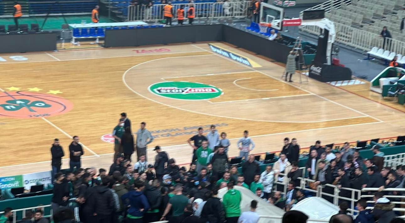 Οπαδοί ζήτησαν εξηγήσεις από Πεδουλάκη-Παπαγιάννη