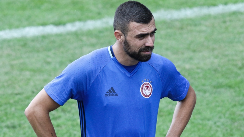 «Επαναστάτης» ο Μανιάτης, ηγήθηκε... της αποχώρησης του Ολυμπιακού! (vid)