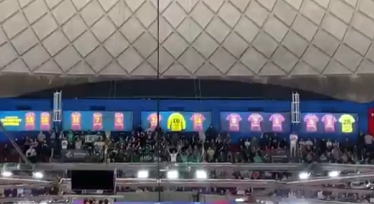 ΟΑΚΑ... η Βαρκελώνη! - Πάνω από 200 οπαδοί στο πλευρό του Τριφυλλιού (vid)