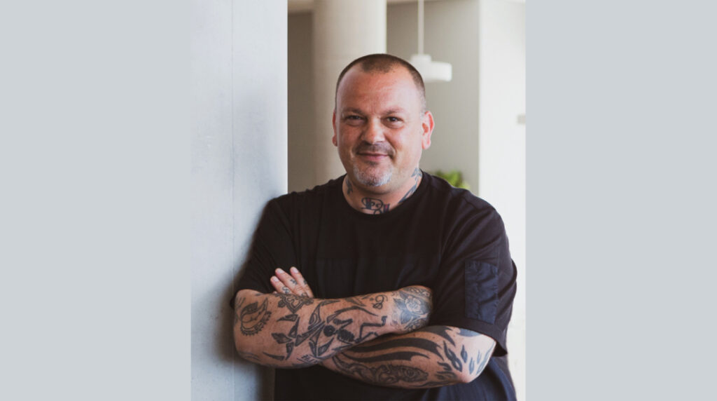 Επική απάντηση που τρέλανε τον Σκαρμούτσο (vid)