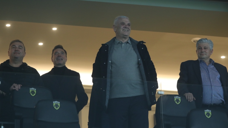 Μαζί με τον Αντώνη Ρέμο ο Δημήτρης Μελισσανίδης πριν τη σέντρα στο ντέρμπι!