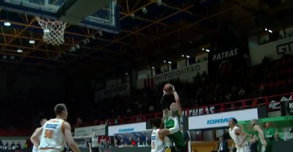 Νοβίτσκι... ο Πονίτκα - Απίστευτα δύσκολο καλάθι στην Πάτρα! (vid)