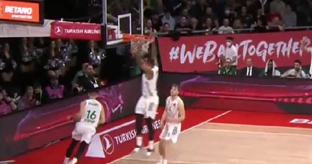 No look πάσα του Καλαϊτζάκη και... πτήση Γουίλιαμς στο Μόναχο! (vid)