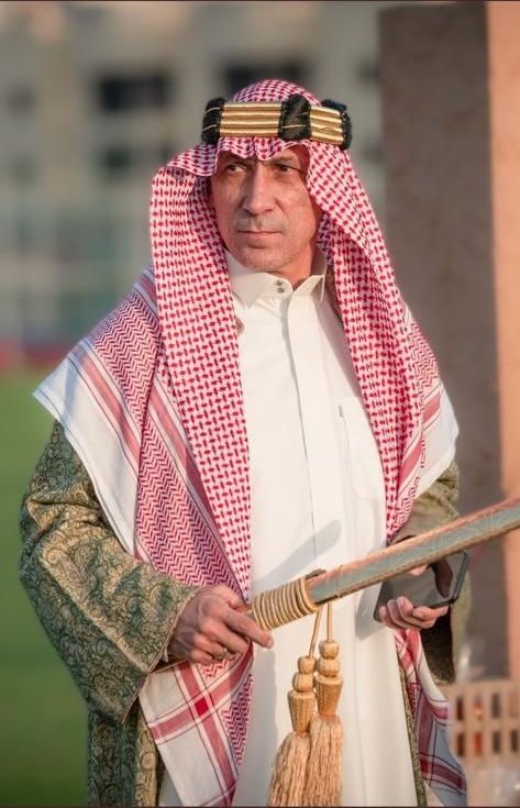 Ντύθηκε Σαουδάραβας ο Γιώργος Δώνης!