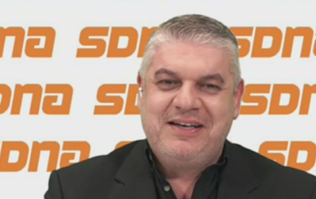 Παπαθεοδώρου: «Παράδειγμα προς αποφυγήν ο Σωκράτης - Διδάσκει πολιτισμό ο Γιοβάνοβιτς» (vid)