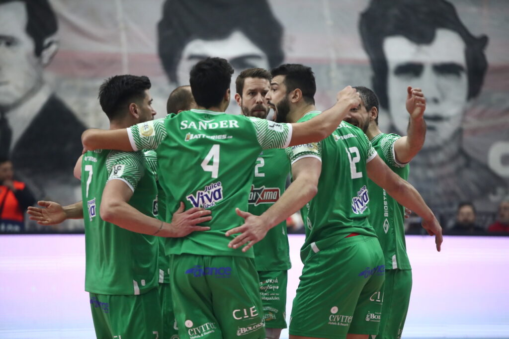 Ενός λεπτού σιγή στο μεγάλο ντέρμπι για το φονικό σεισμό σε Τουρκία και Συρία (vid)