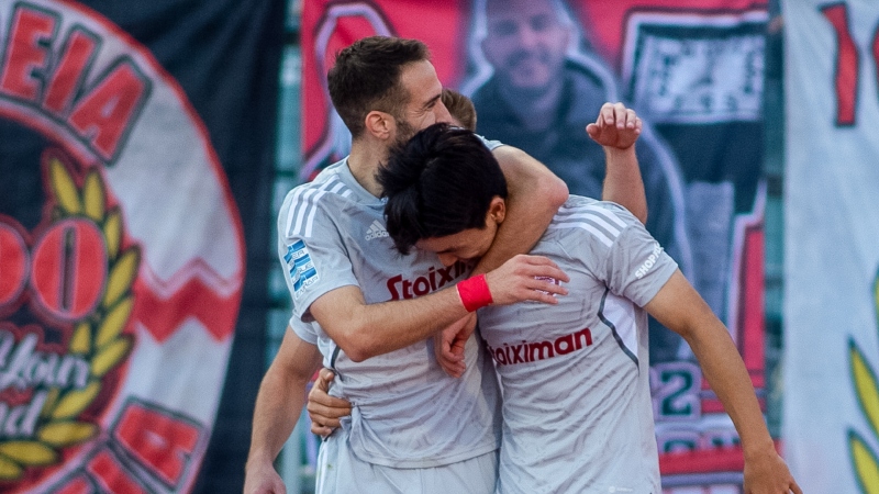 Πλέι οφ για γέλια! Στο 1,07 το διπλό του Ολυμπιακού στο Πανθεσσαλικό!