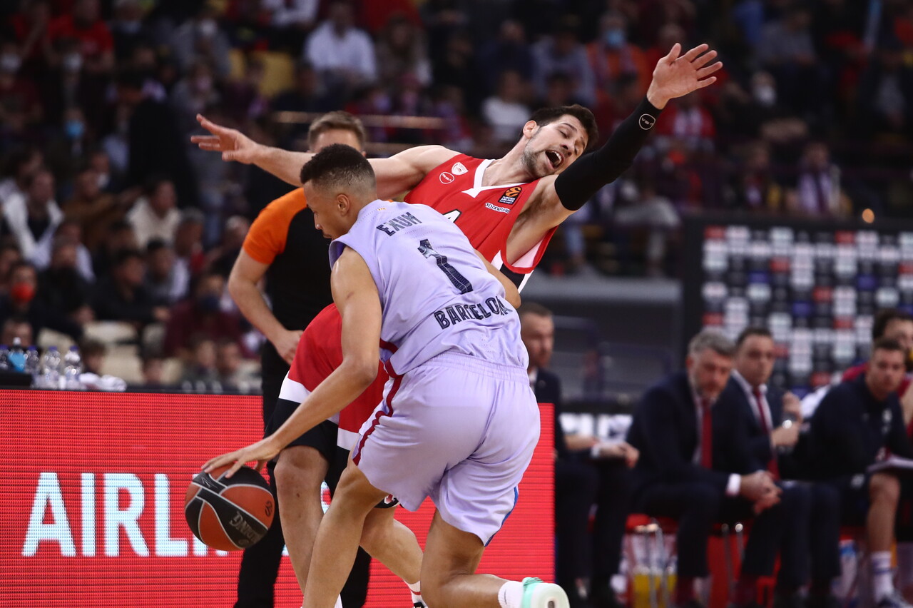 Ώρες αγωνίας για μεταγραφικό στόχο του Εξάστερου!