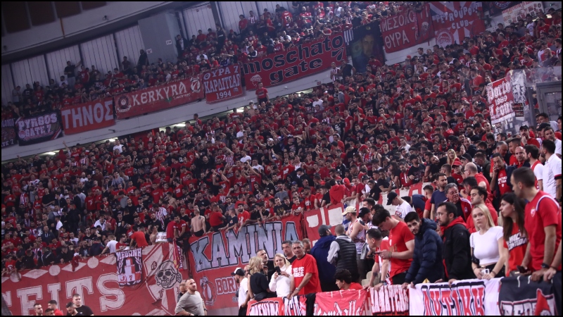 Θύρα 7: «Κωστάκη πάρτους τα λεφτά - Είσαι ψεύτης, προδότης και λίγος σαν άντρας!»