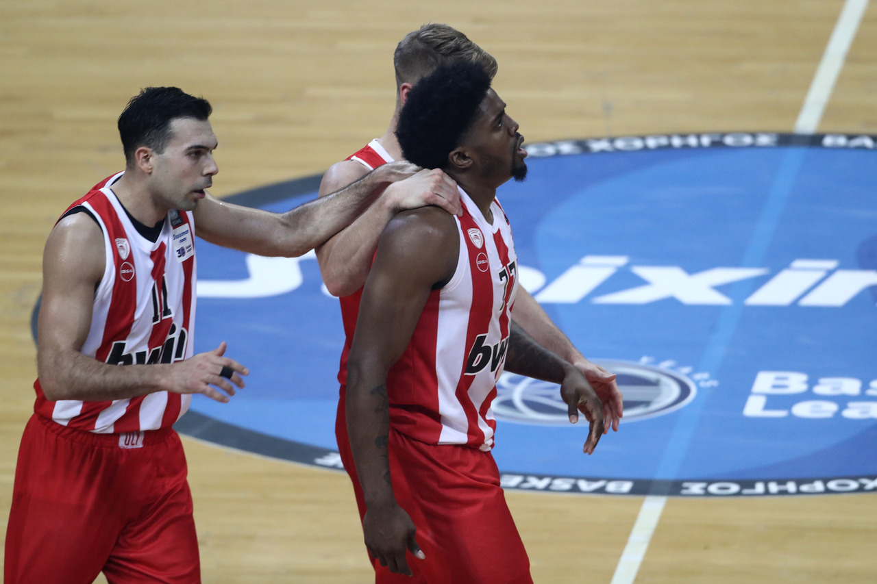 «Καρφί» ΜακΚίσικ για Σλούκα! (pic)