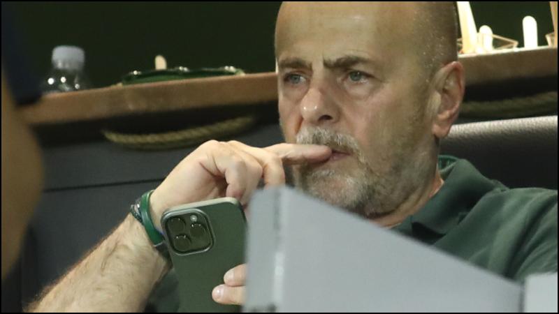 Στη Λεωφόρο ο Γιάννης Αλαφούζος για τον αγώνα με τη Μαρσέιγ (pic)