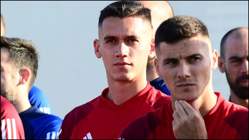 Νέες φωτογραφίες με τον Αλεξανδρόπουλο στον Ολυμπιακό (pics)