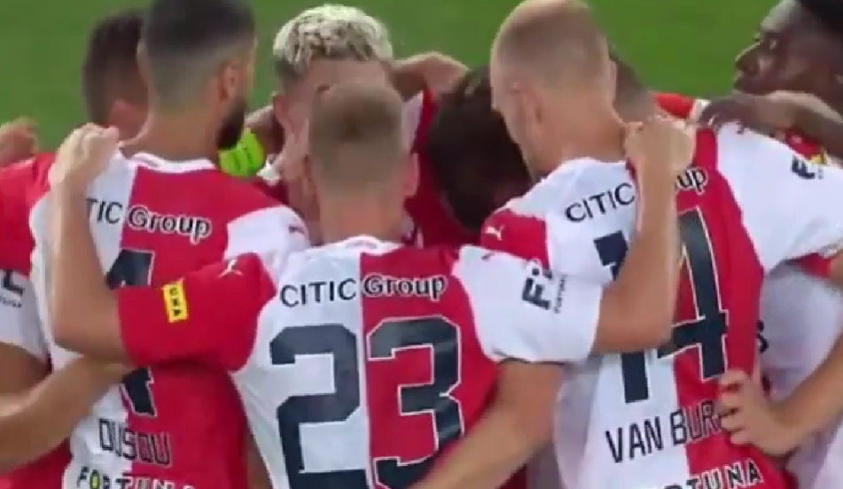 Η Σλάβια Πράγας απέκλεισε την Ντνίπρο με συνολικό σκορ 4-1 (vid)