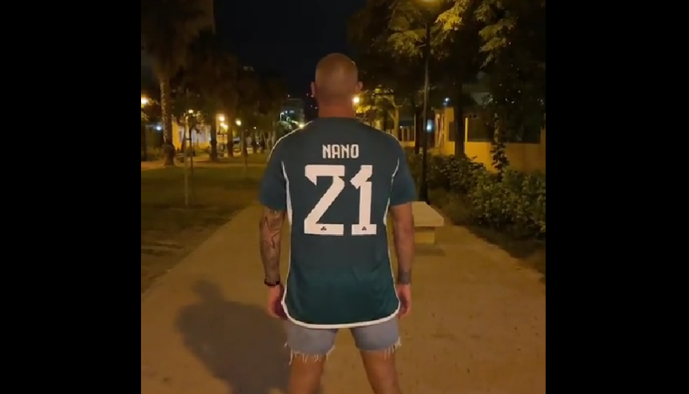 Ο Νάνο παρέλαβε τη νέα φανέλα του Παναθηναϊκού και ξετρελάθηκε (vid)