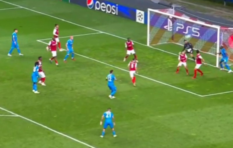 Το «φαγε» στις καθυστερήσεις η Μπράγκα, προβάδισμα με Ντι Λορέντζο η Νάπολι (vid)