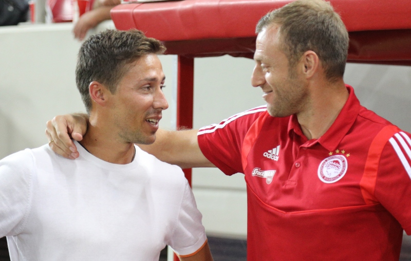 Στο ΟΑΚΑ ο πρώην αρχηγός του Ολυμπιακού, Νταβίντ Φουστέρ: «Είμαστε έτοιμοι για το ματς με τον Παναθηναϊκό!»