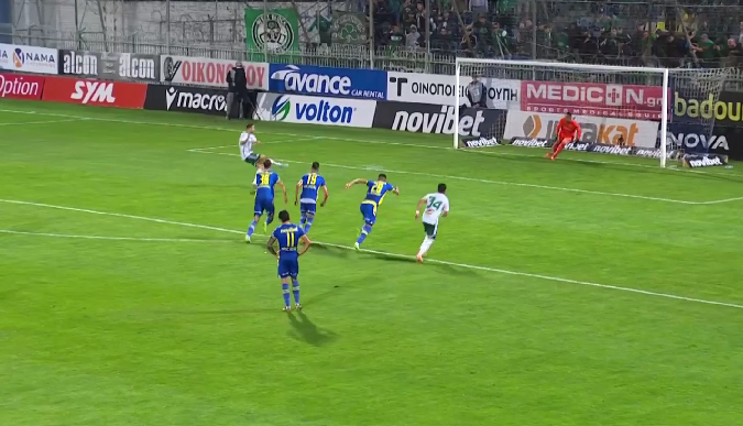 Κακό πέναλτι ο Σπόραρ, μυθική απόκρουση Παπαδόπουλου σε «ψαλιδάκι» του Σλοβένου στην ίδια φάση (vid)