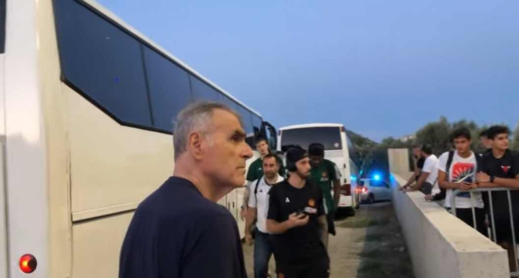 Έφτασε στο κλειστό της Καλλιθέας Ρόδου για τον τελικό του Super Cup ο Παναθηναϊκός! (vid)