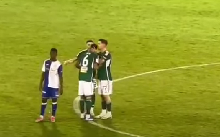 Τρομερή στιγμή στη Λεωφόρο: Αποθεώθηκε ο Ζέκα, «υποκλίθηκαν» οι συμπαίκτες του! (vid)