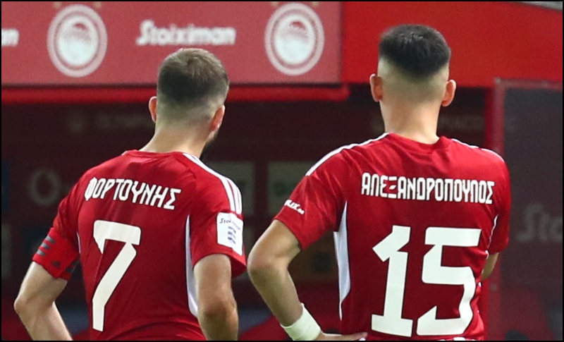 Αποχώρησαν οι παίκτες του Ολυμπιακού - Αδειάζει το «Καραϊσκάκης»!