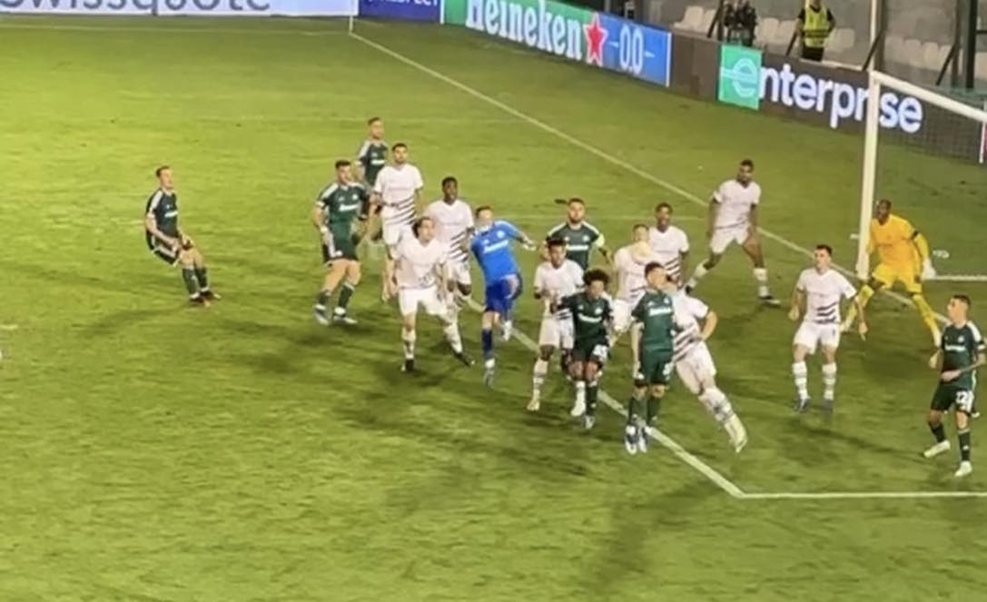 Η στιγμή που ανέβηκε ο Μπρινιόλι για το 2-2 κόντρα στη Ρεν (vid)